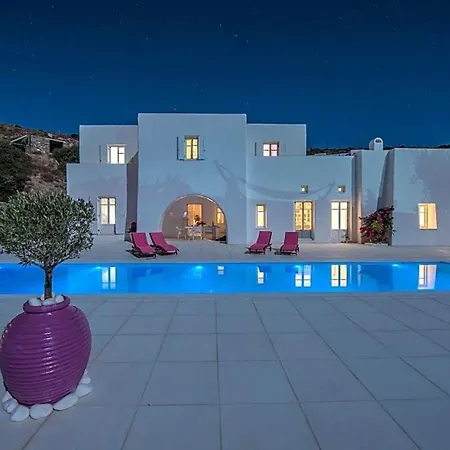 Villa Sleeps 10 Pool *