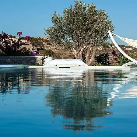 Villa Sleeps 10 Pool *